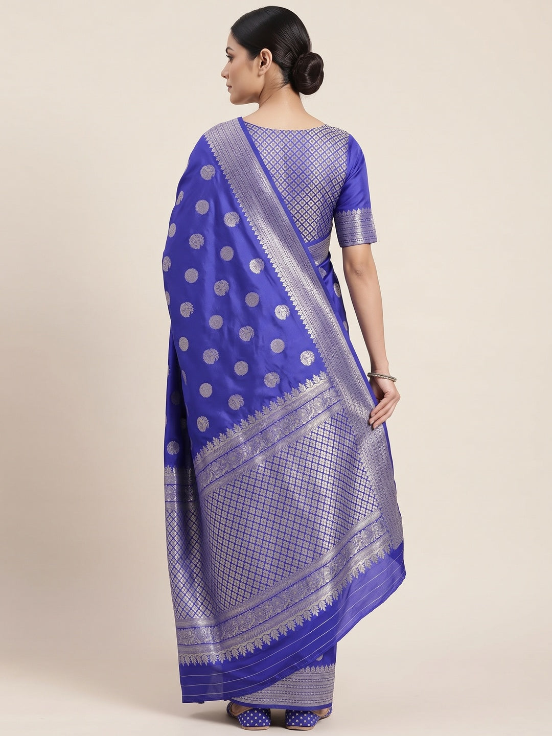 Royal Blue Floral Woven Lichi Banarasi Silk Saree - Image 2