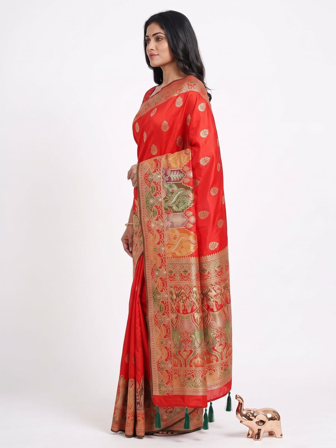 Red Luxury Pure Silk Saree Crafted With Floral Meenakari Foil Print & Trendy Tassel Pallu - Image 3