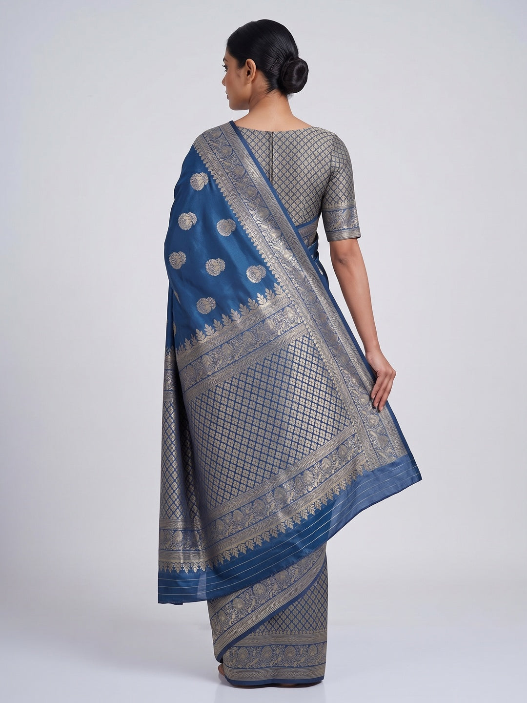 Morpich Blue Floral Woven Lichi Banarasi Silk Saree - Image 2