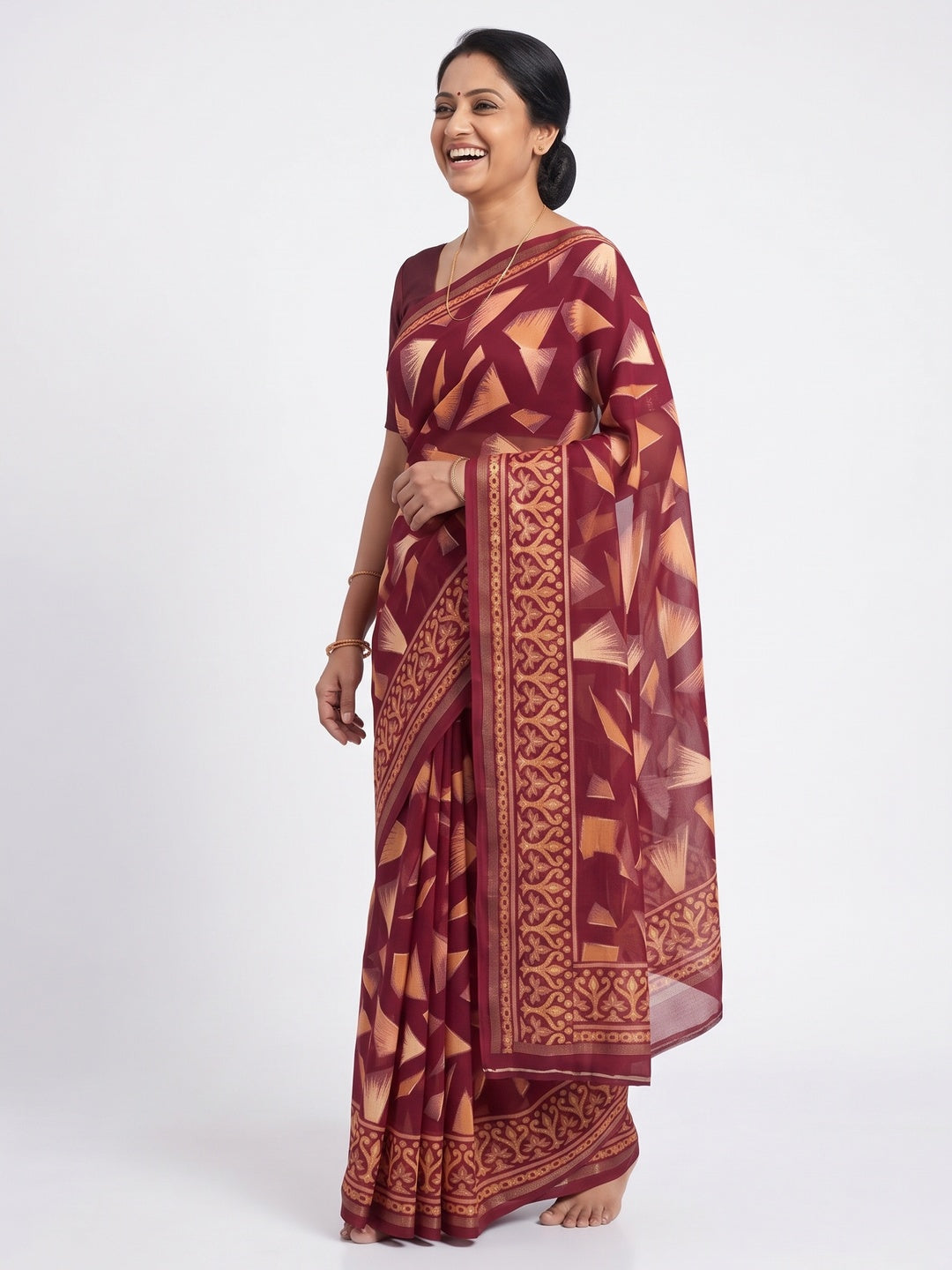 Maroon Saree in Brasso with Contemporary Geometric Print - Image 4