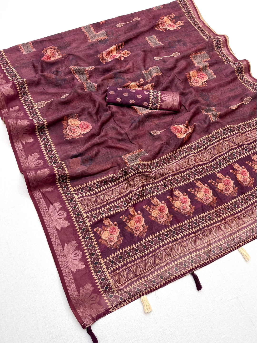 Peachmode Wine Floral Geometric Printed Cotton Saree - Image 3