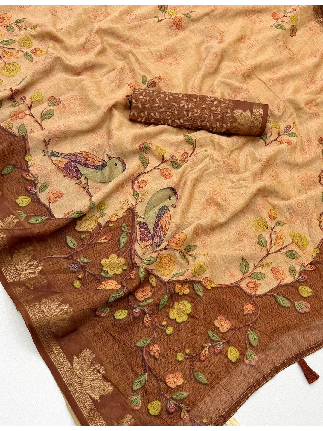 Peachmode Cream Peacock Floral Printed Cotton Saree - Image 5