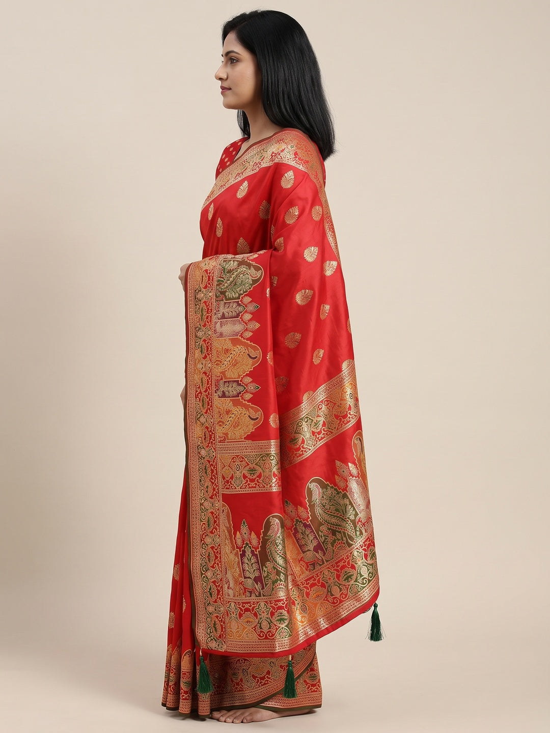 Red Luxury Pure Silk Saree Crafted With Floral Meenakari Foil Print & Trendy Tassel Pallu - Image 5