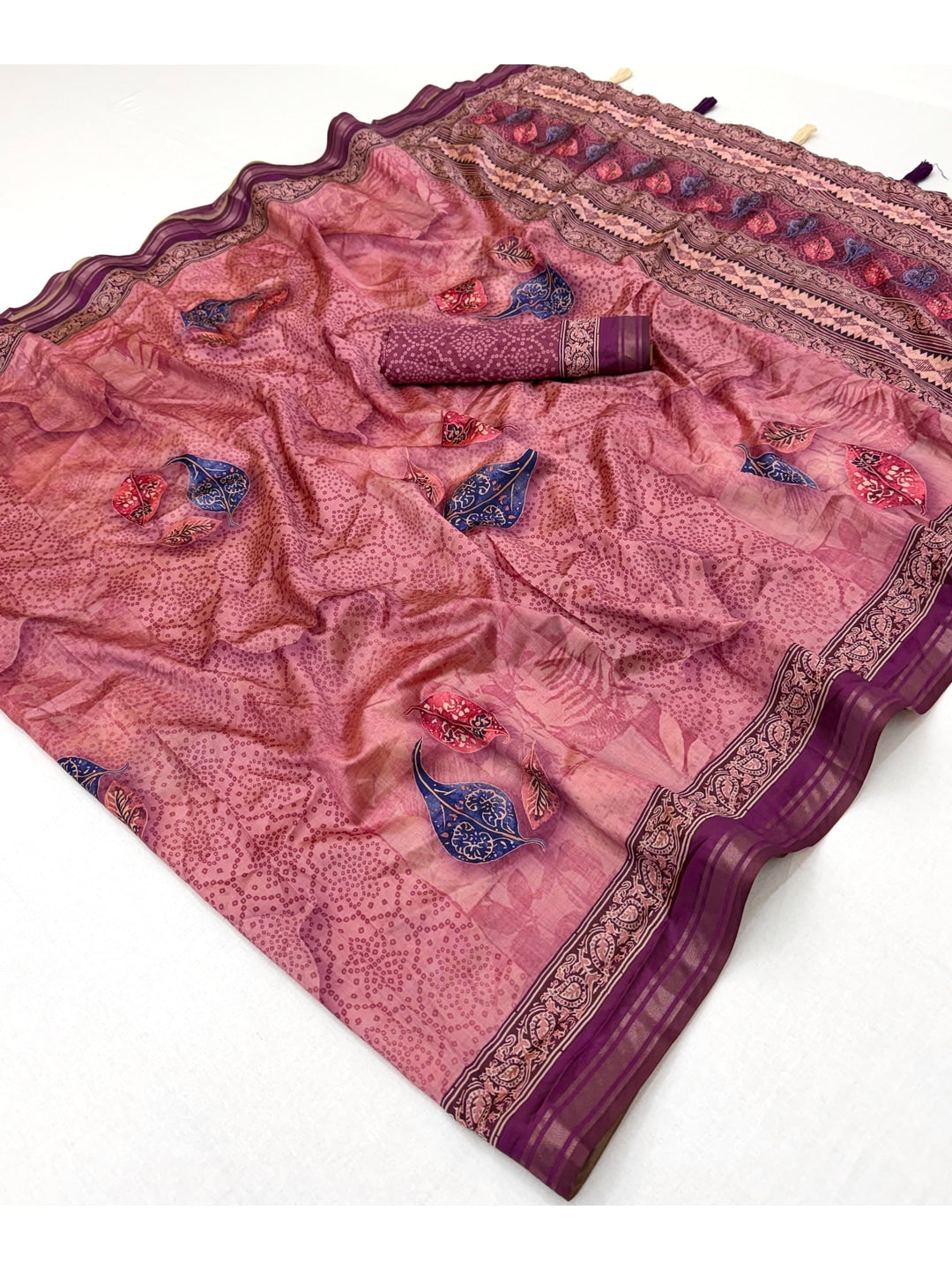 Peachmode Pink Paisley Printed Art Silk Saree - Image 3