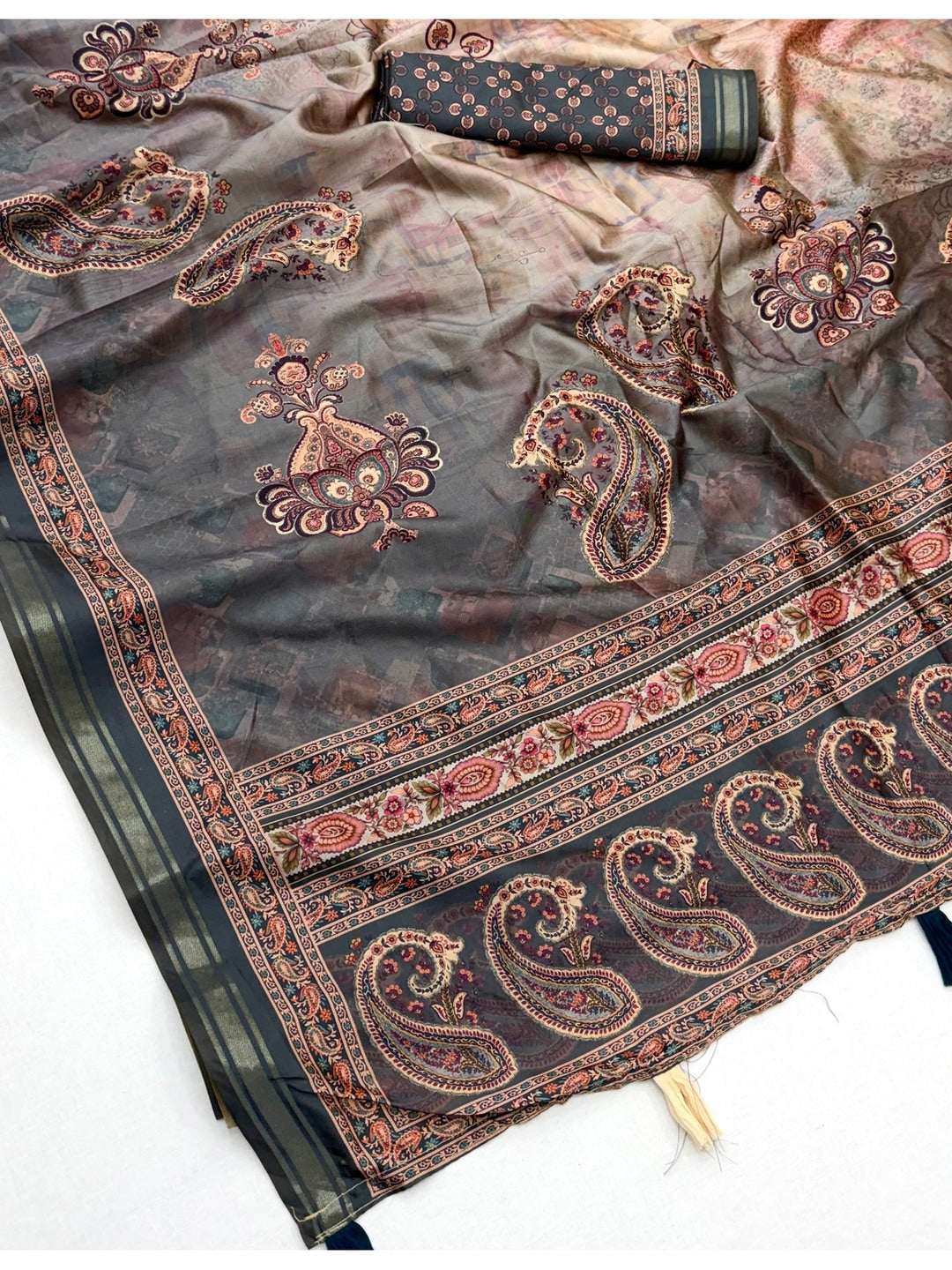 Peachmode Grey Paisley Floral Printed Art Silk Saree - Image 4