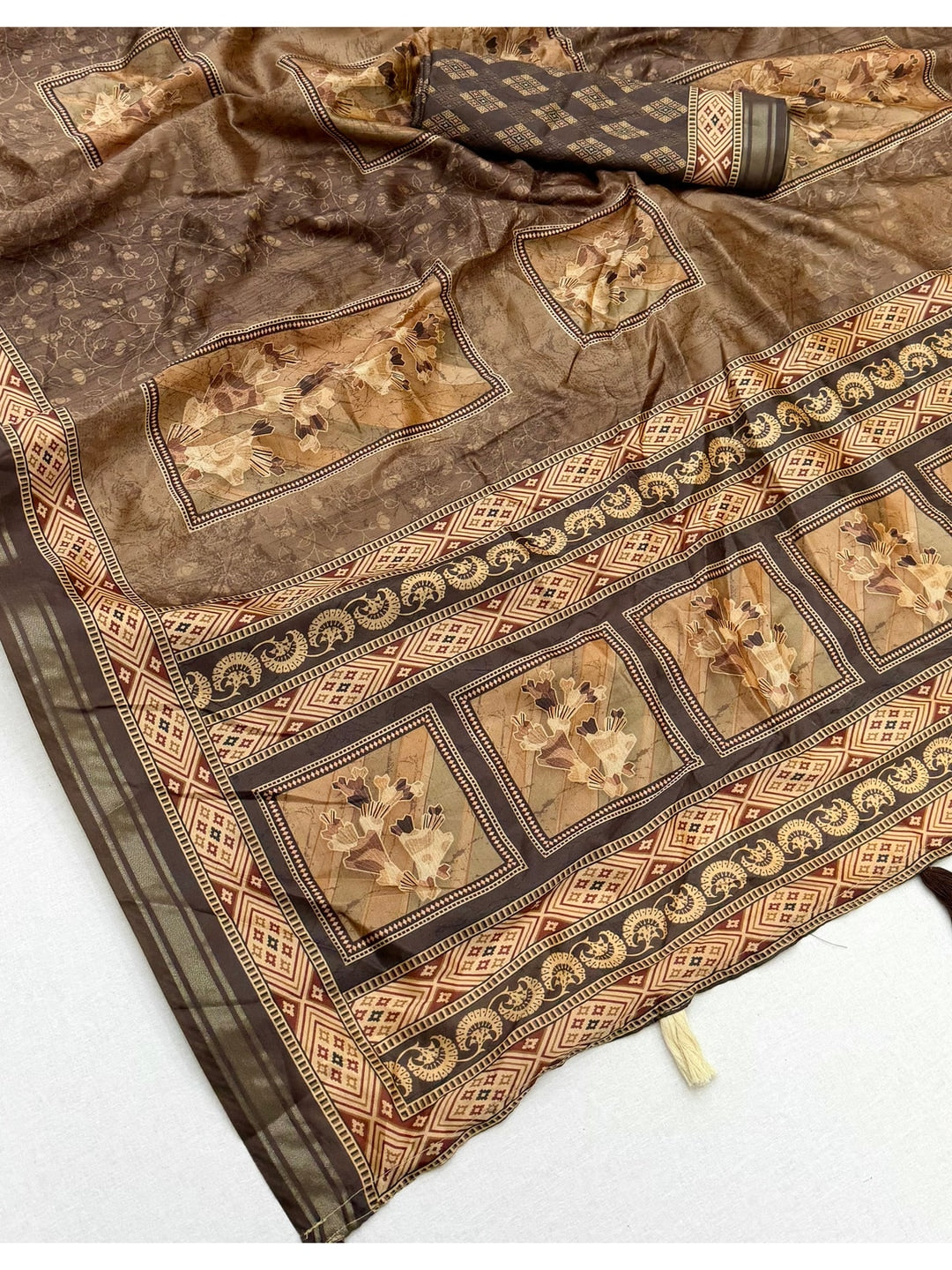 Peachmode Brown Framed Floral Printed Art Silk Saree - Image 4