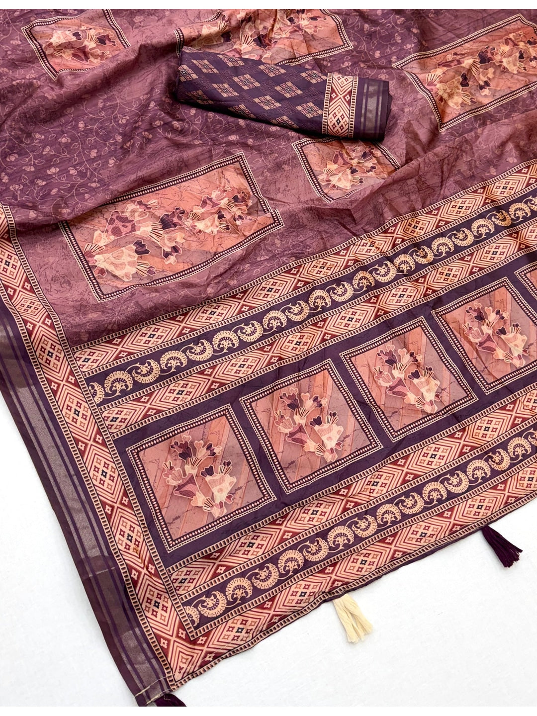 Peachmode Purple Framed Floral Printed Art Silk Saree - Image 4