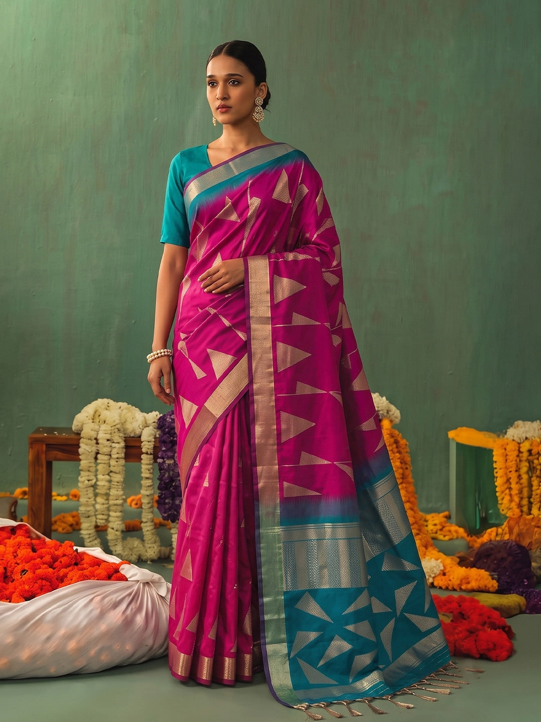 Peachmode Pink Silk Blend Woven Saree - Image 1