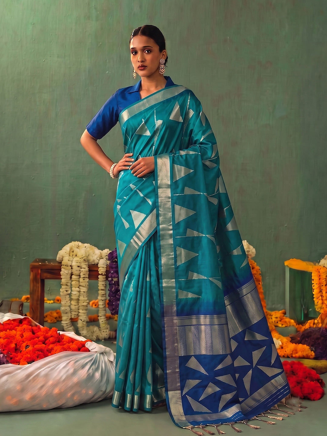 Peachmode Rama Green Silk Blend Woven Saree - Image 1