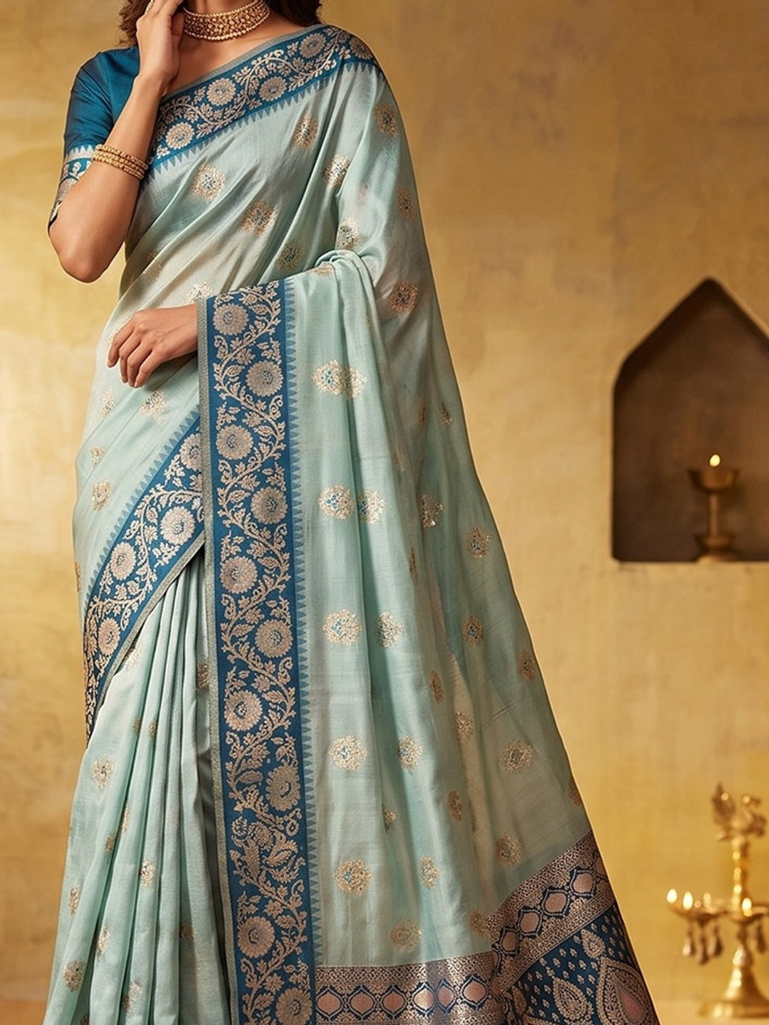 Peachmode Blue Silk Blend Woven Saree - Image 4