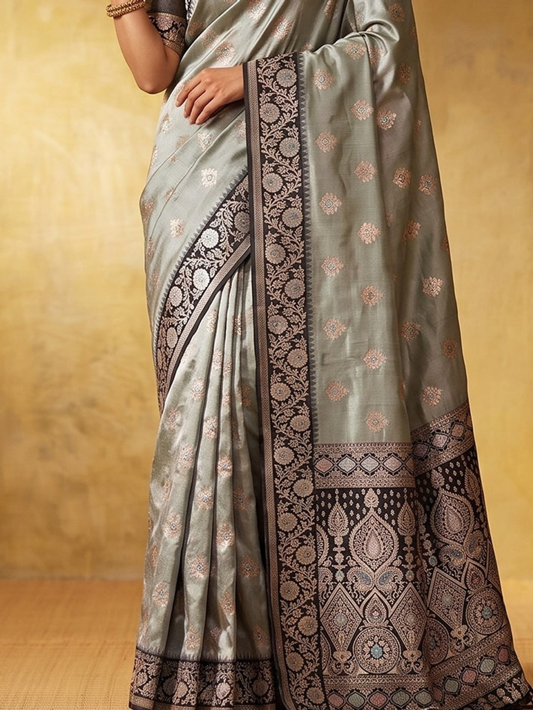 Peachmode Grey Silk Blend Woven Saree - Image 5