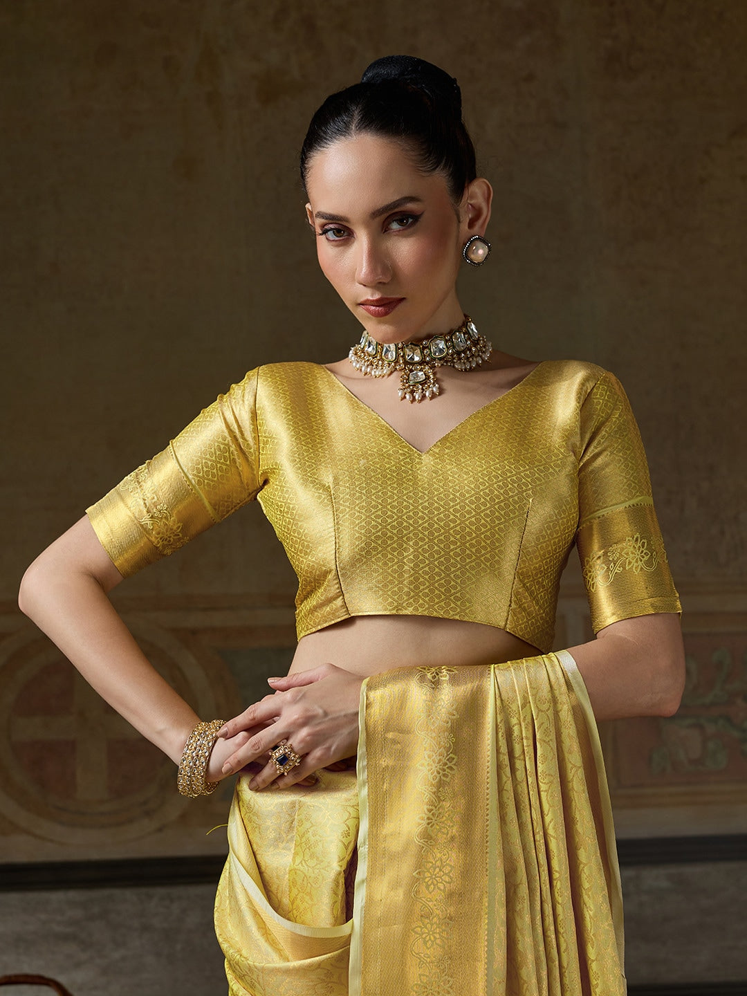 Peachmode Yellow Kanjivaram Silk Woven Saree - Image 5