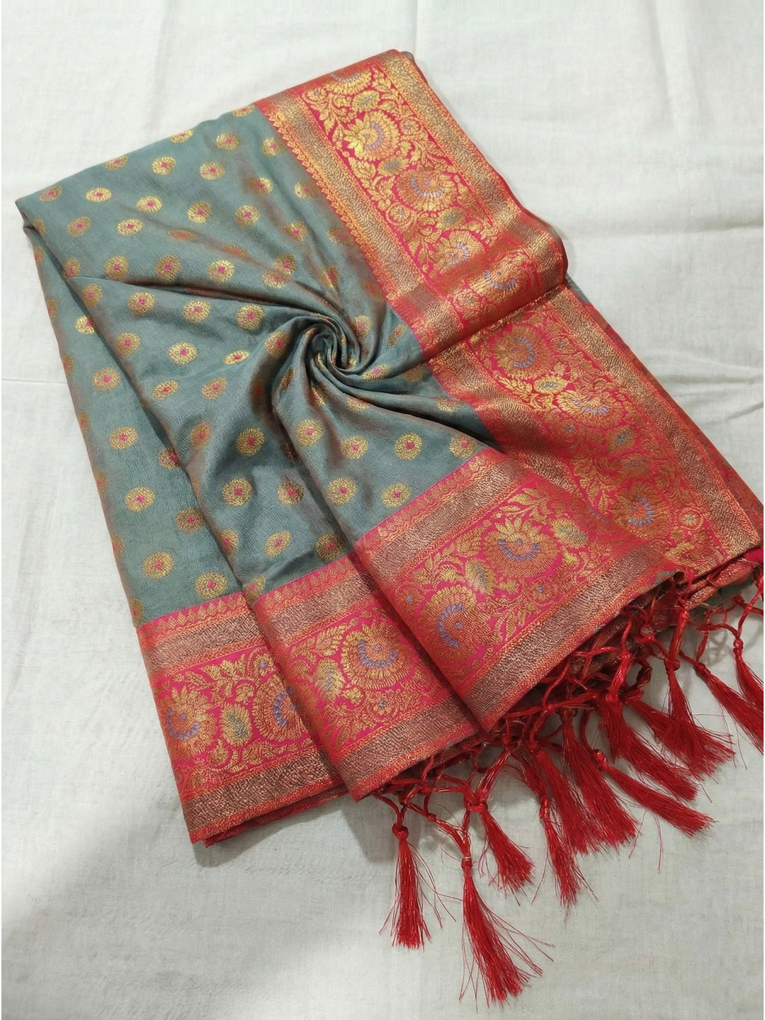 Peachmode Sea Green Silk Blend Woven Saree - Image 4