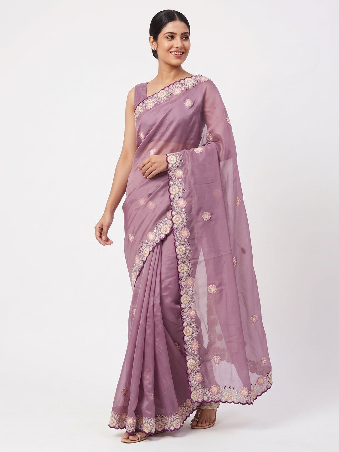 Mauve Organza Saree Adorned with Intricate Floral Embroidery - Image 4