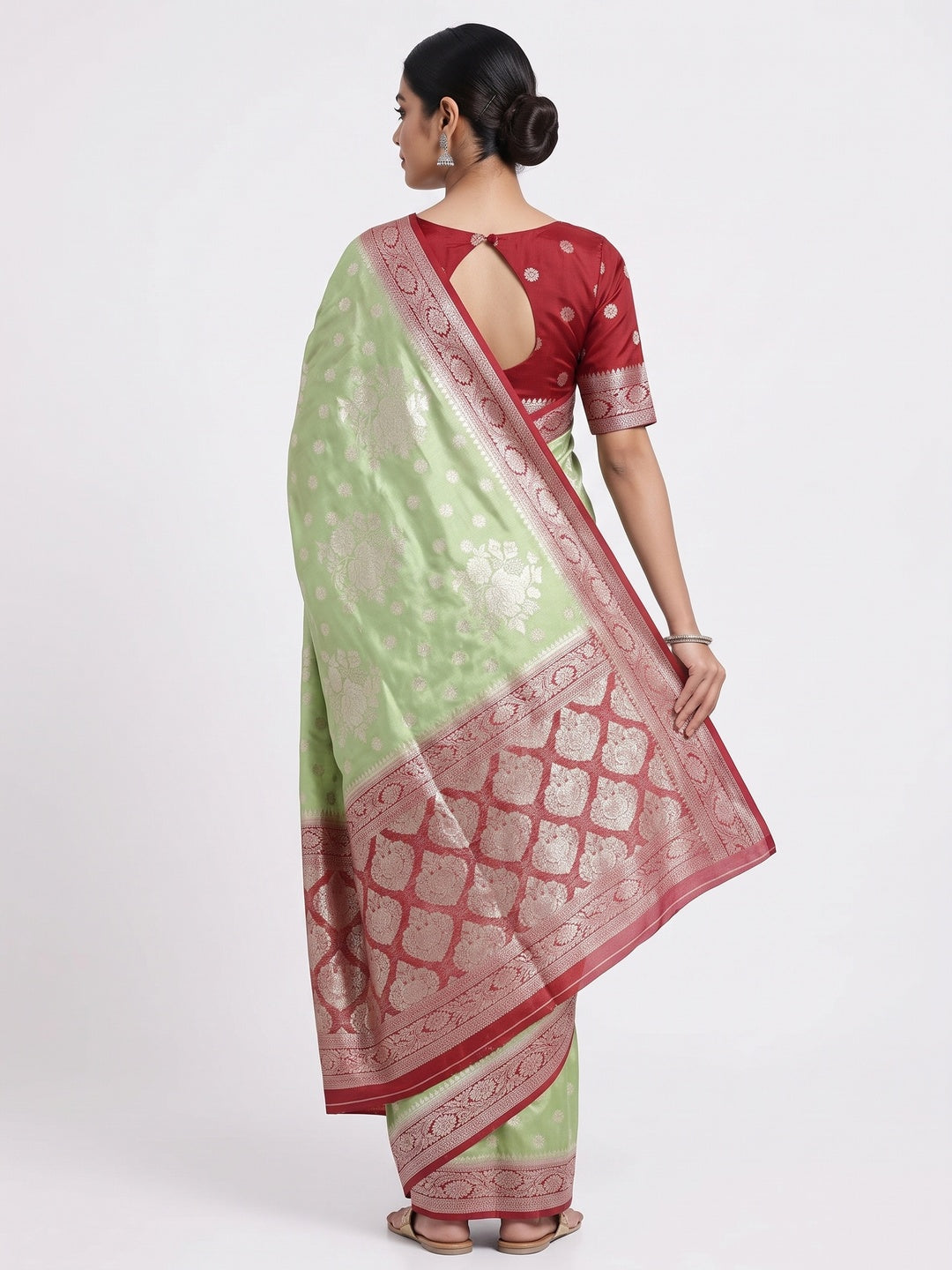 Green Dola Silk Woven Saree with Allover Zari Butti Design - Image 2