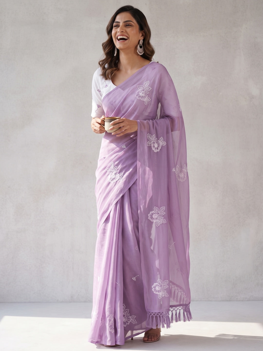 Designer Purple Chiffon Saree with Intricate Floral Embroidery - Image 4