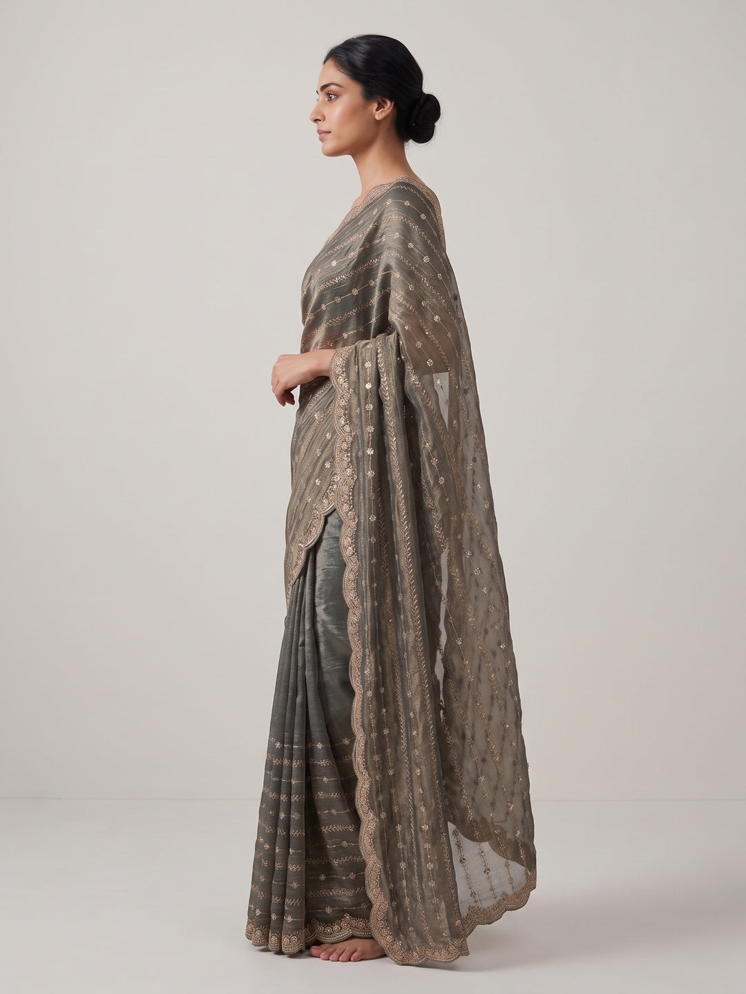 Elegant Grey Silk Saree Adorned With Floral Sequins Embroidery & Cutwork Zari Border - Image 3