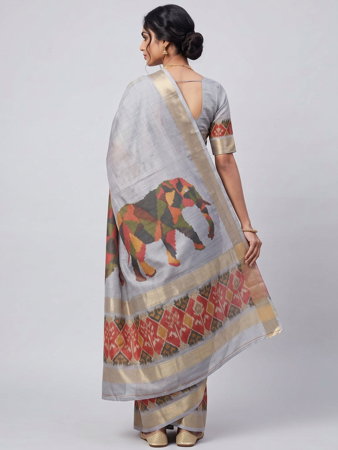 Grey Digital Print Saree in Premium Tissue Cotton Silk for Festive & Elegant Styling - Image 2