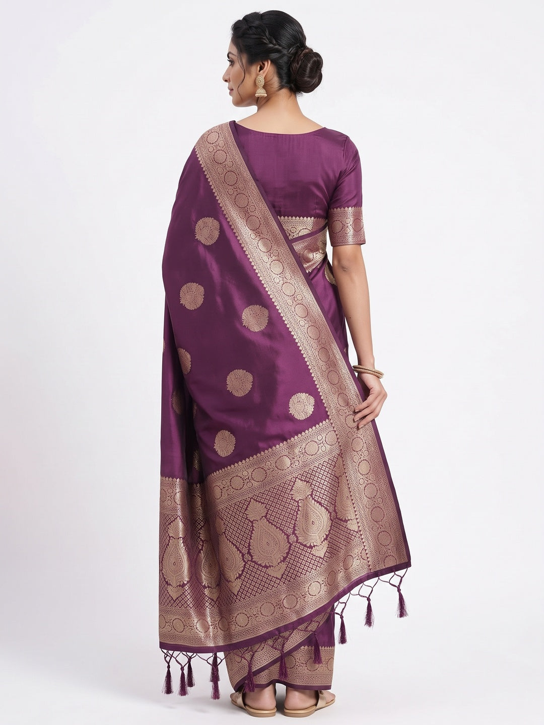 Purple Pure Banarasi Silk Saree Adorned with Intricate Zari Butti Woven Detailing - Image 2