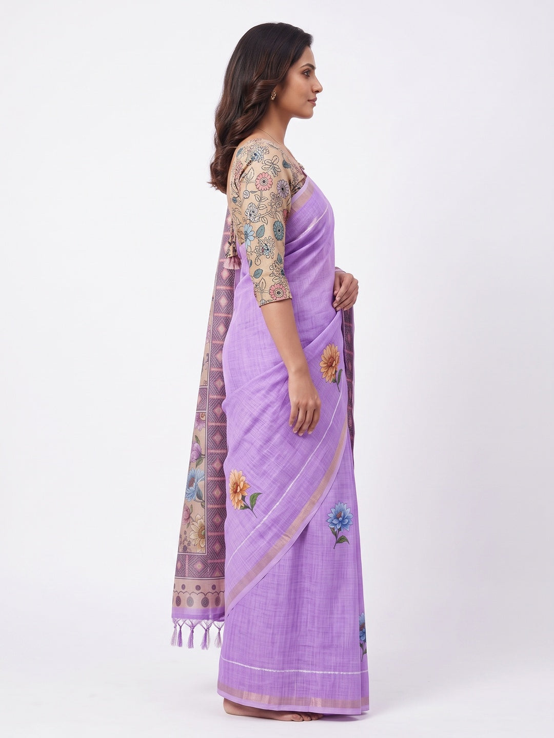 Elegant Lavender Floral Digital Printed Linen Cotton Saree With Woven Border & Tassel Pallu - Image 3