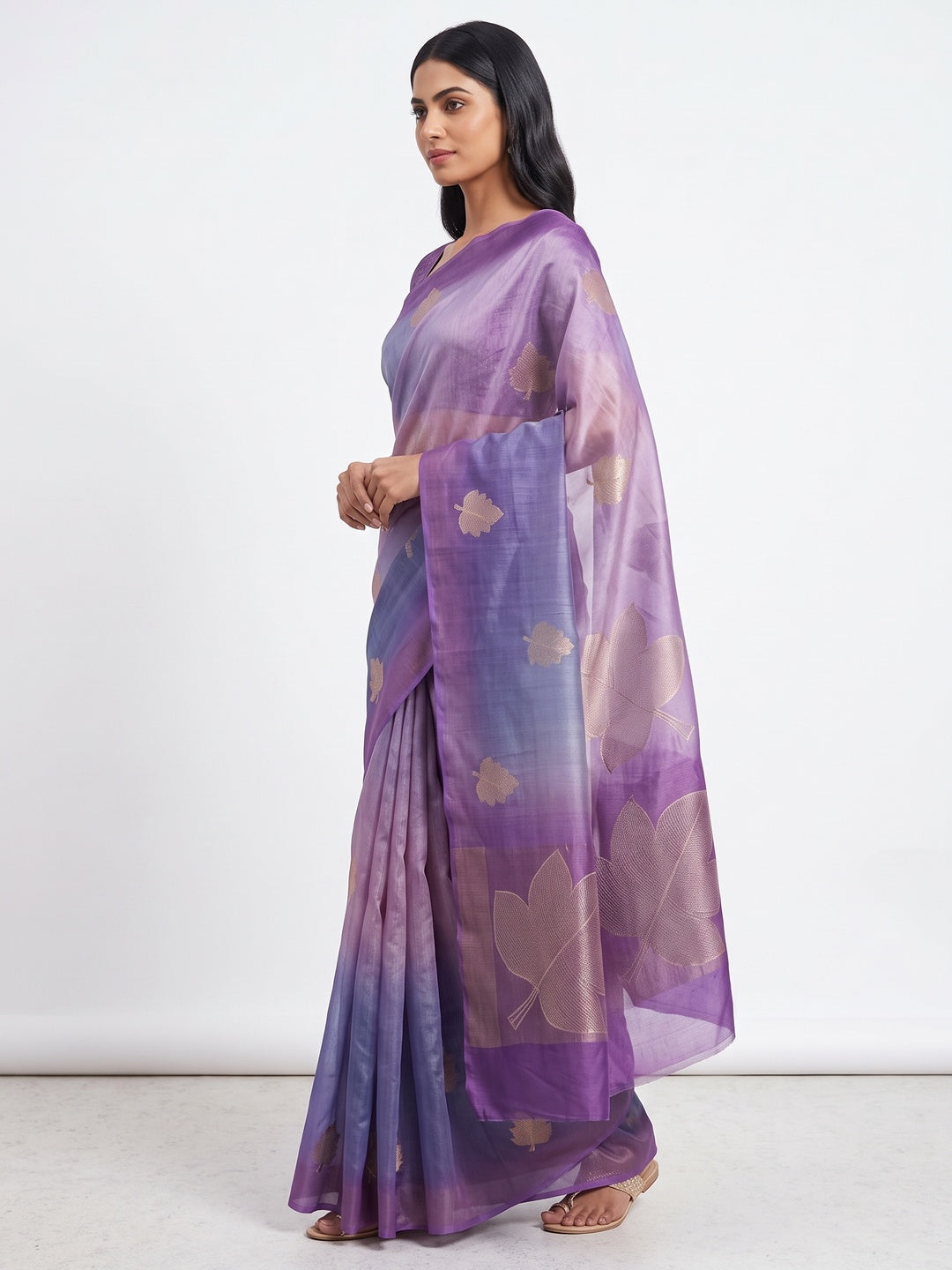 Purple Silk Blend Saree With Intricate Zari Leaf Motifs - Image 3