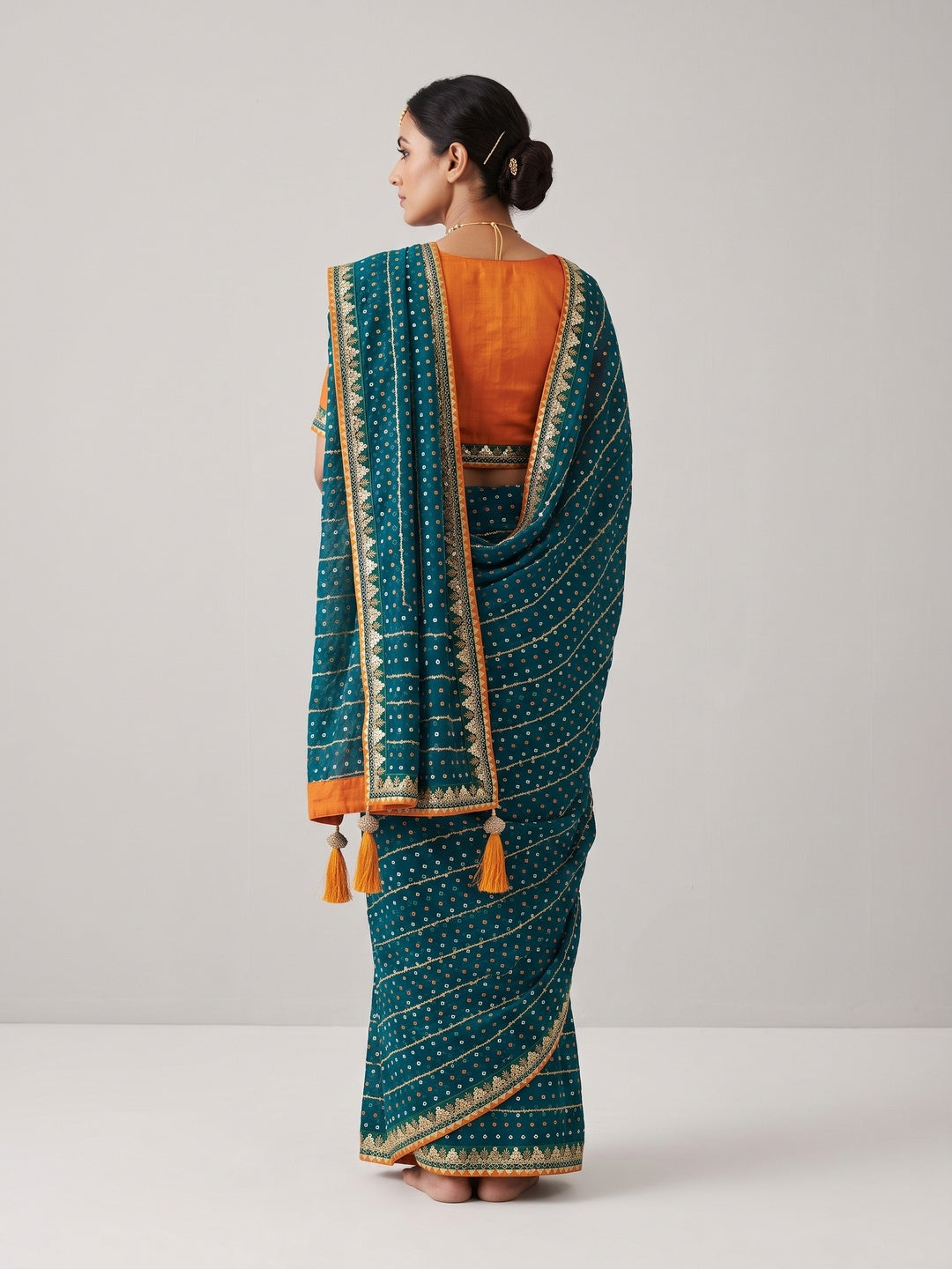 Charming Teal Bandhani Printed Georgette Saree With Glittering Sequins & Zari Border - Image 5