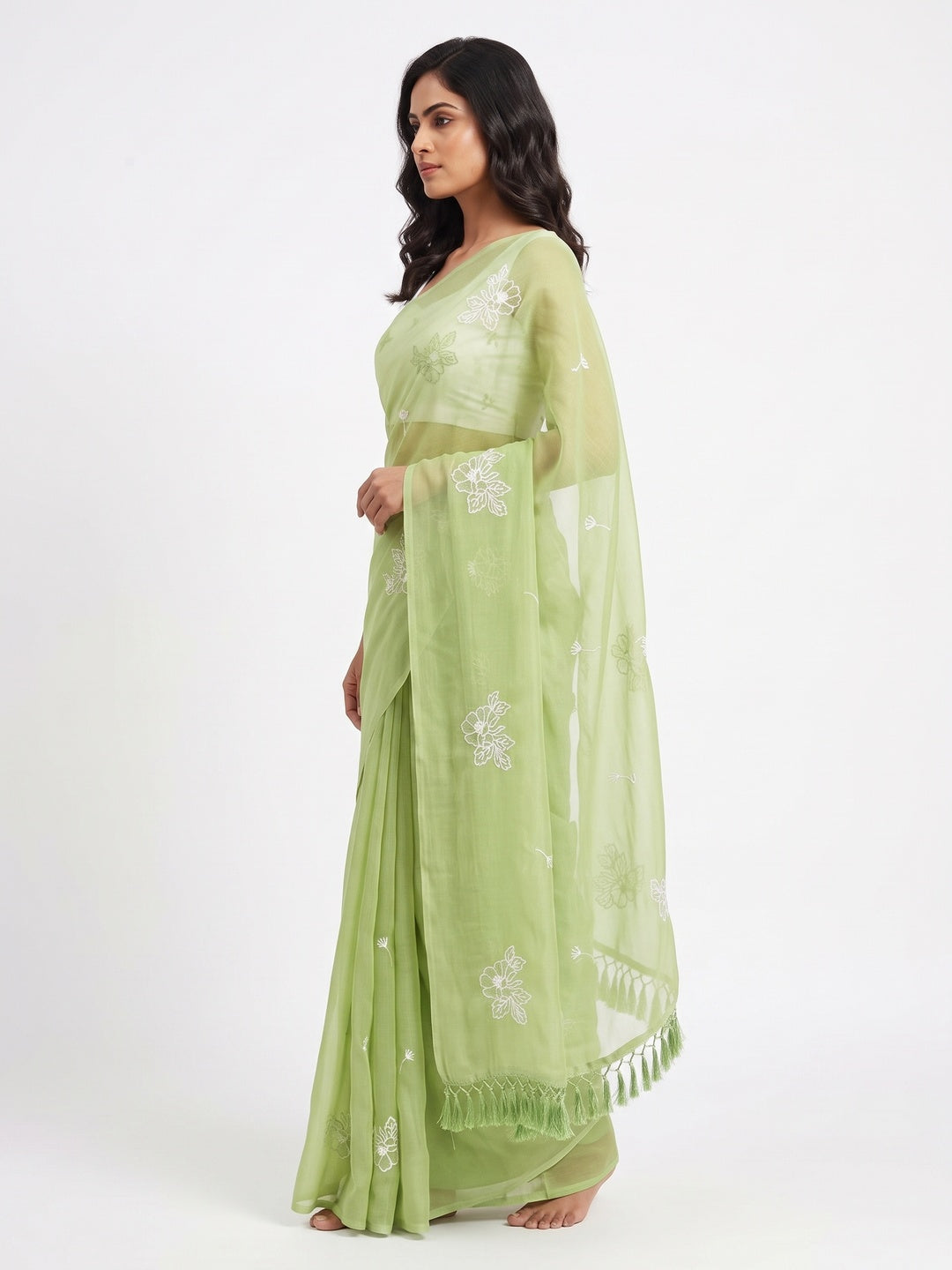 Designer Green Chiffon Saree with Intricate Floral Embroidery - Image 3