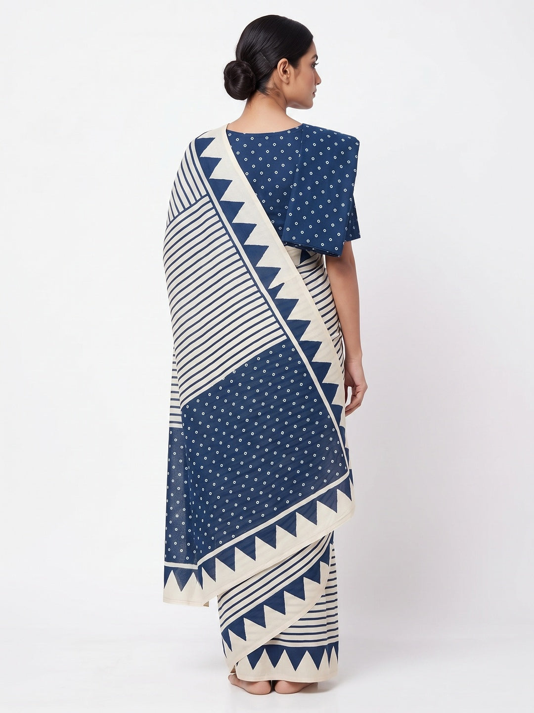 Party Perfect Off White & Blue Saree Crafted in Cream Crepe Fabric with Striped Print - Image 2