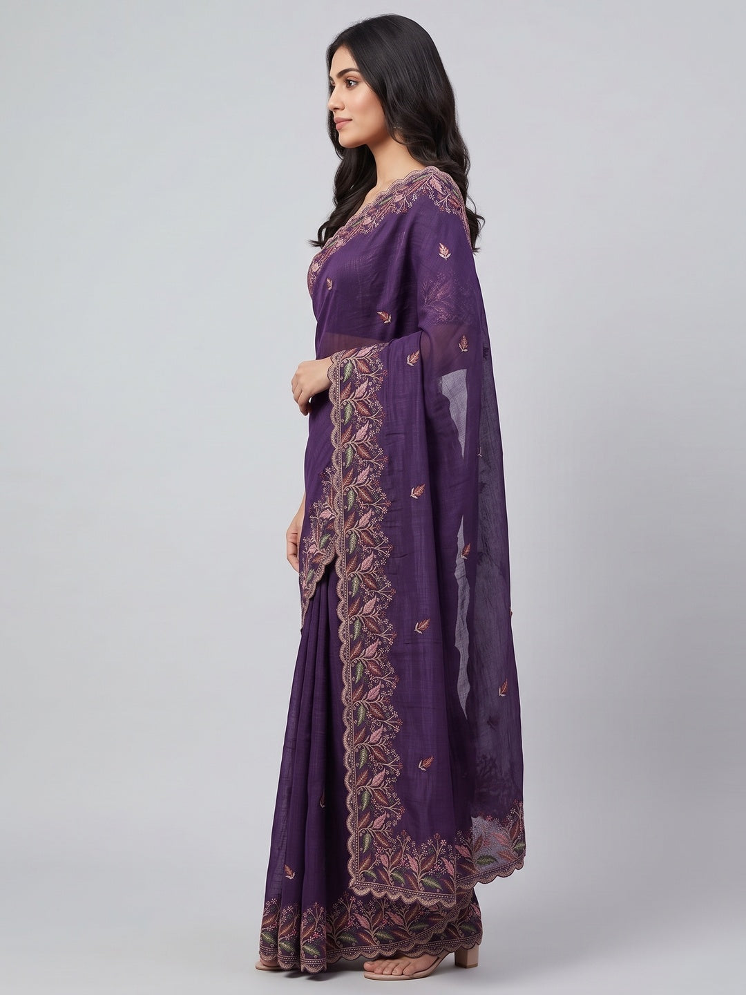 Mesmerizing Purple Chiffon Saree Showcasing Artistic Floral Embroidery For A Luxurious Appeal - Image 3