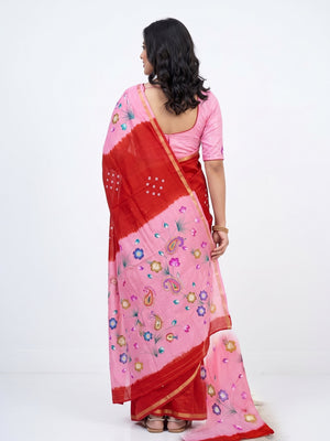 Ethnic Red Bandhani Print Mulmul Cotton Saree With Elegant Floral Pallu Design - Image 2