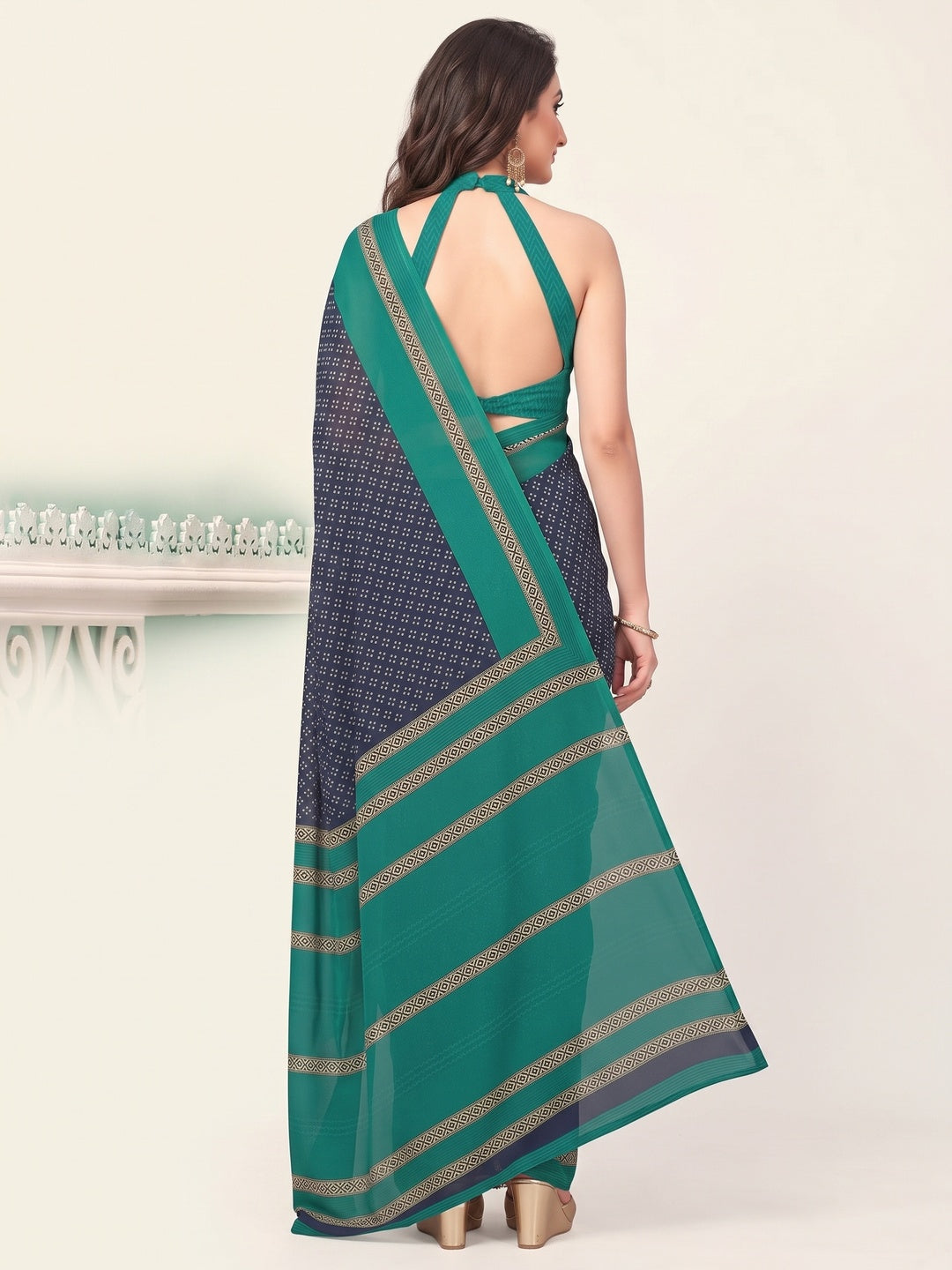 Navy blue Printed Crepe Silk Saree - Image 3