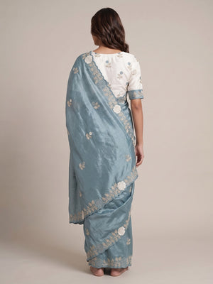 Blue Lightweight Georgette Crush Saree Adorned with Delicate Floral Embroidery - Image 2
