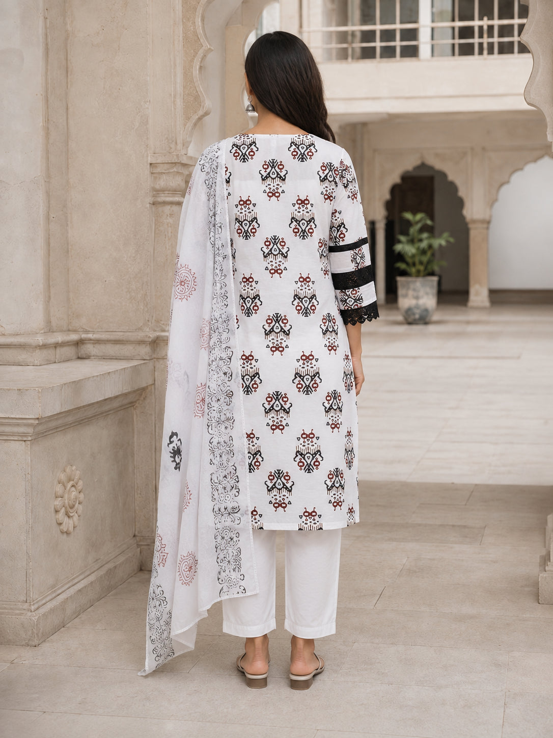 Peachmode Offwhite Pure Cotton Geometric Printed Salwar Suit - Image 4