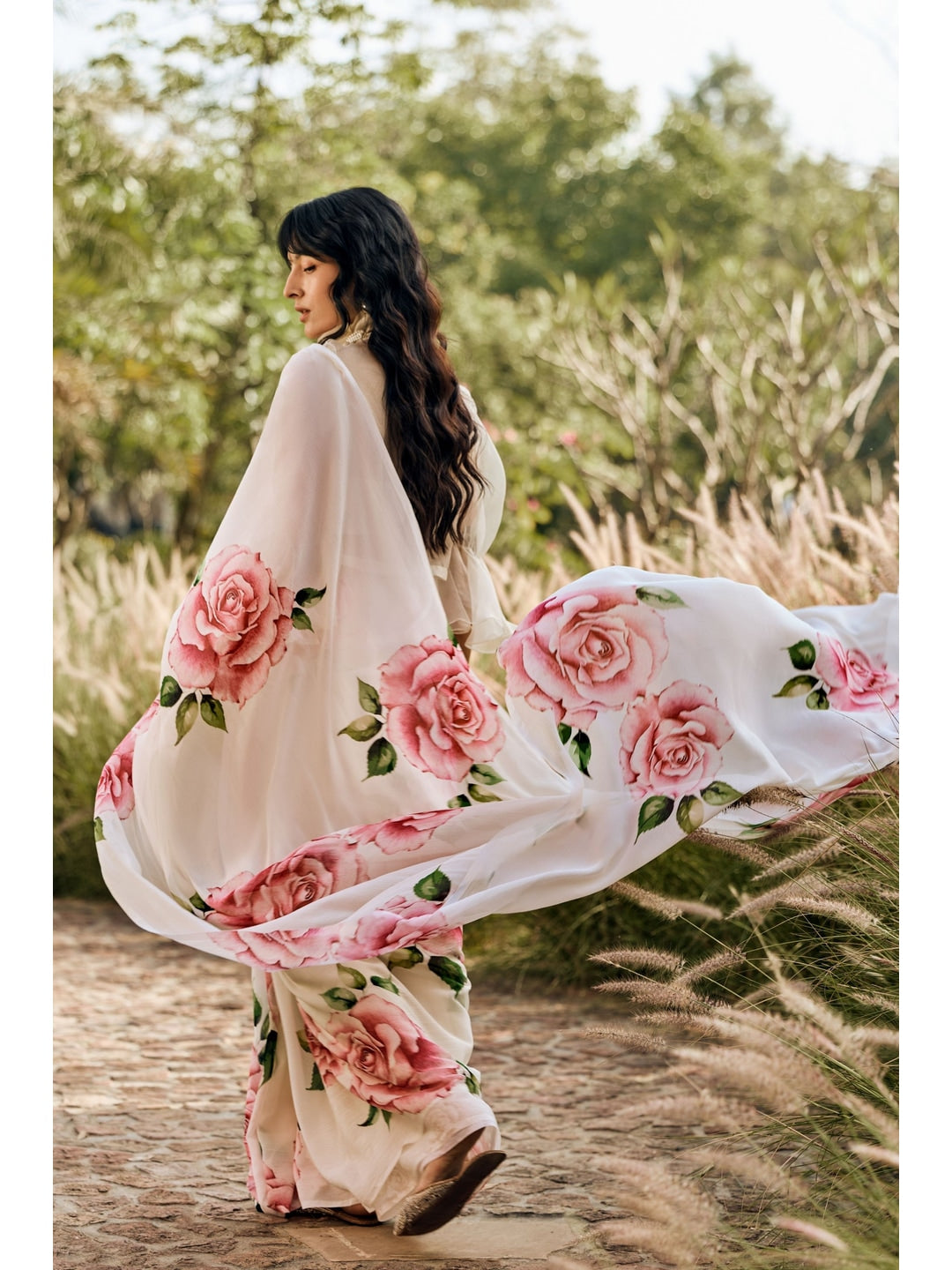 Peachmode Ivory Pink Rose Printed Georgette Saree - Image 2