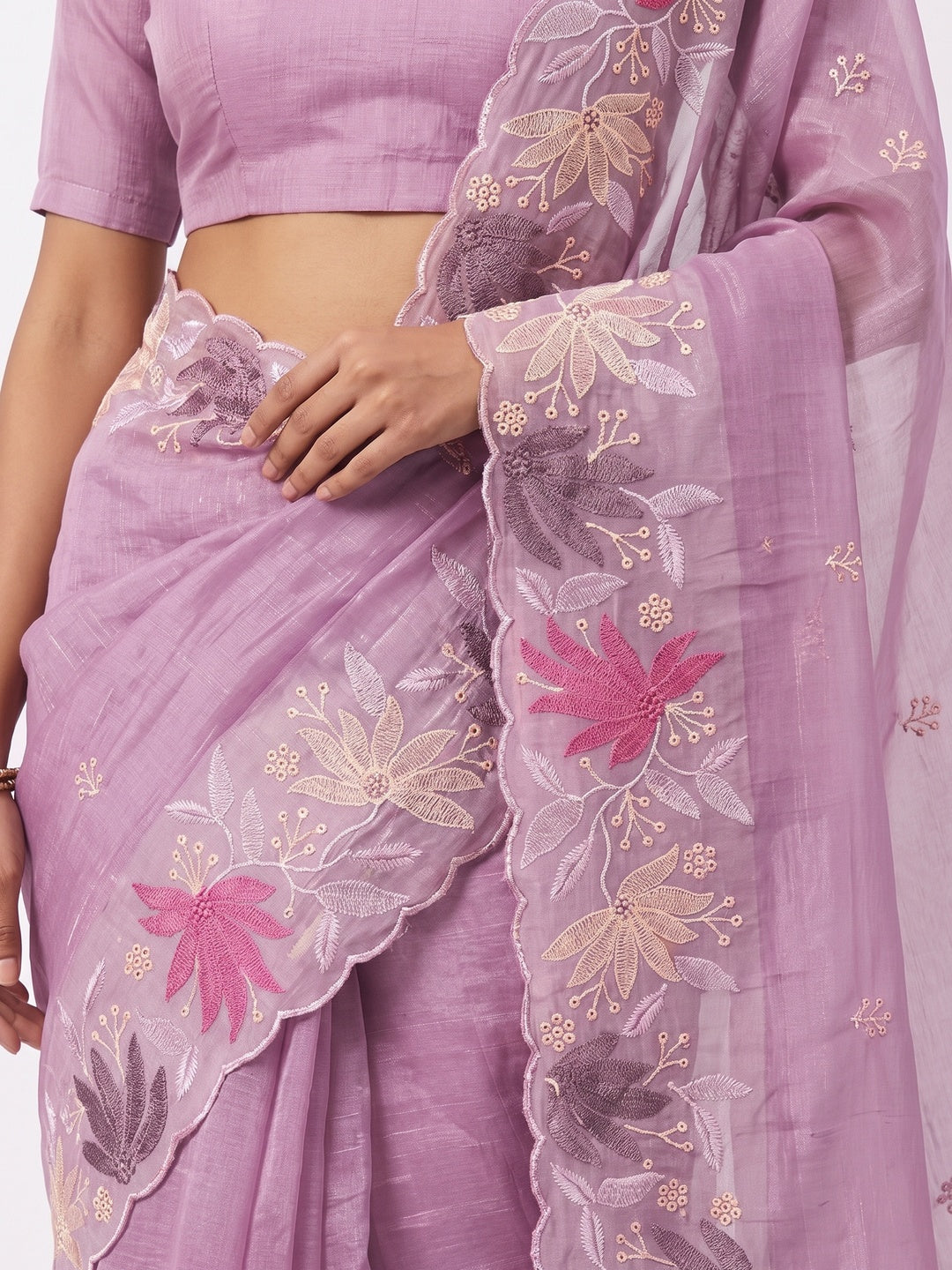 Pink Organza Party Saree with Intricate Floral Embroidery - Image 4