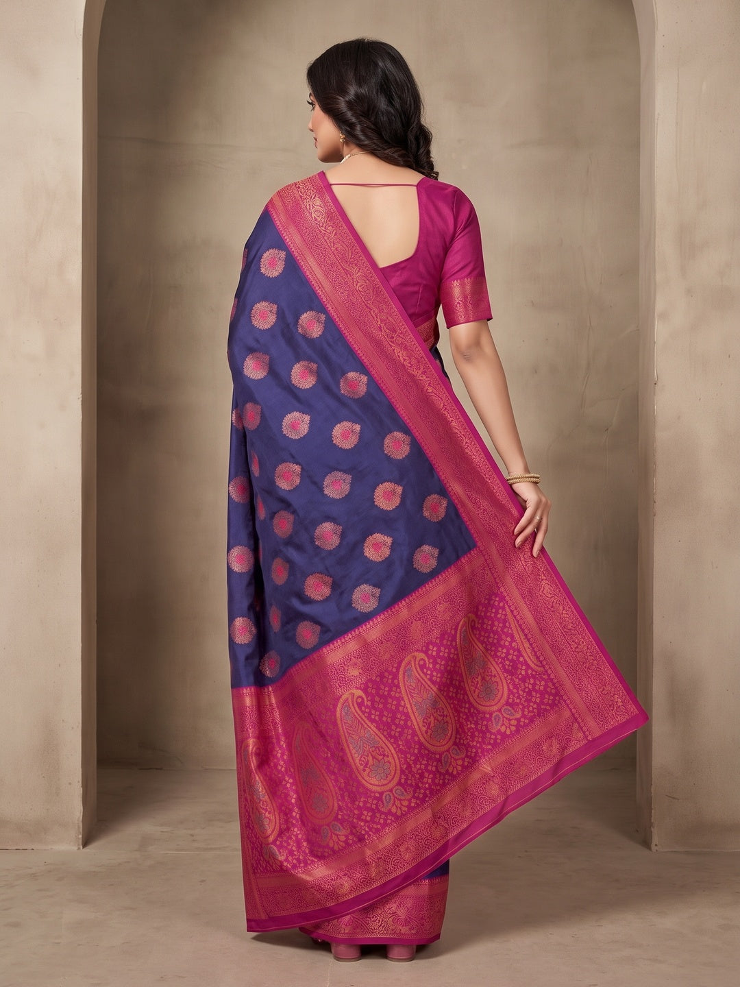 Peachmode Navy Blue Classima Pure Silk Woven Saree - Image 5