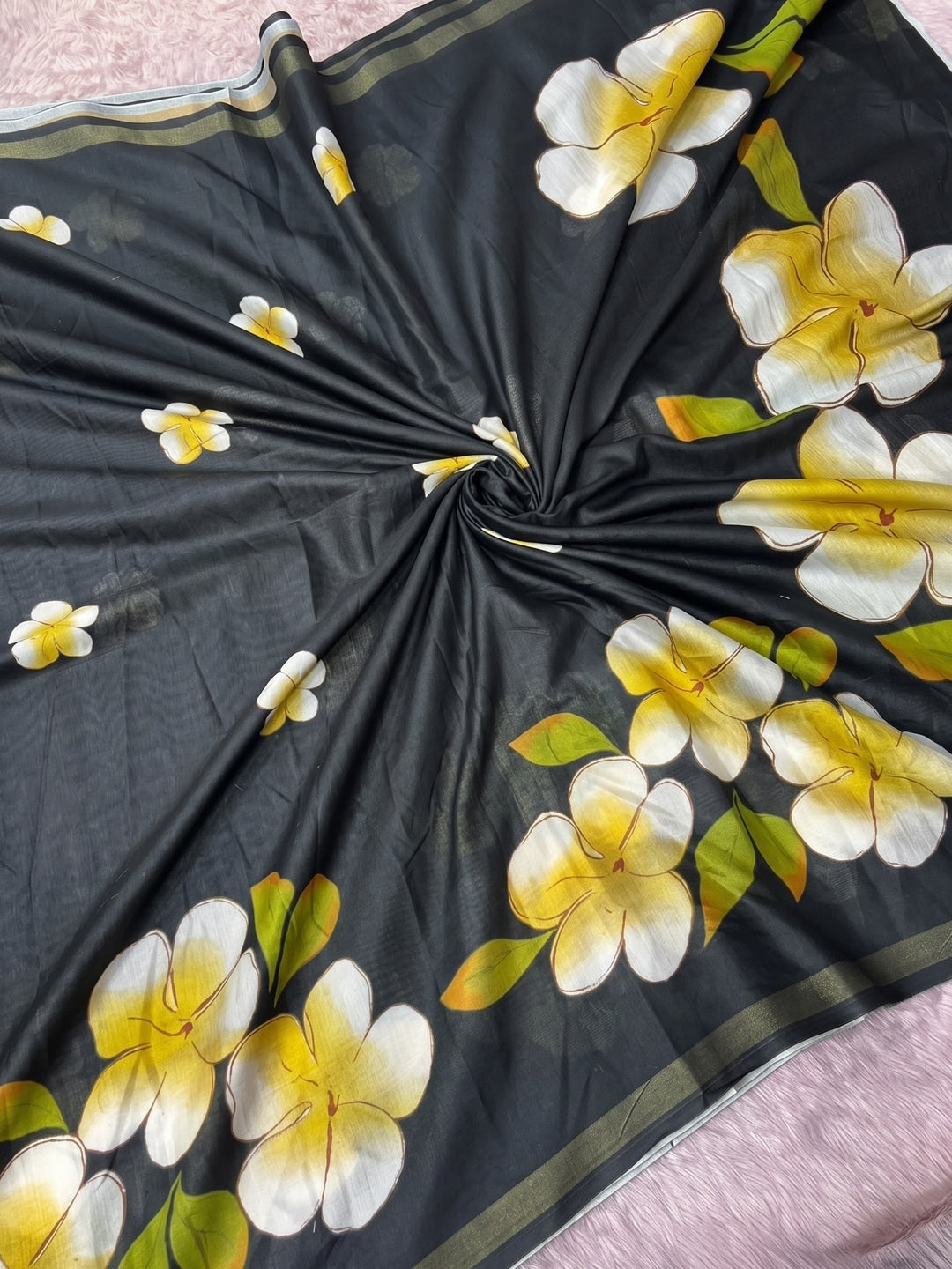 Black Floral Printed Mul Cotton Saree with Printed Blouse - Image 4