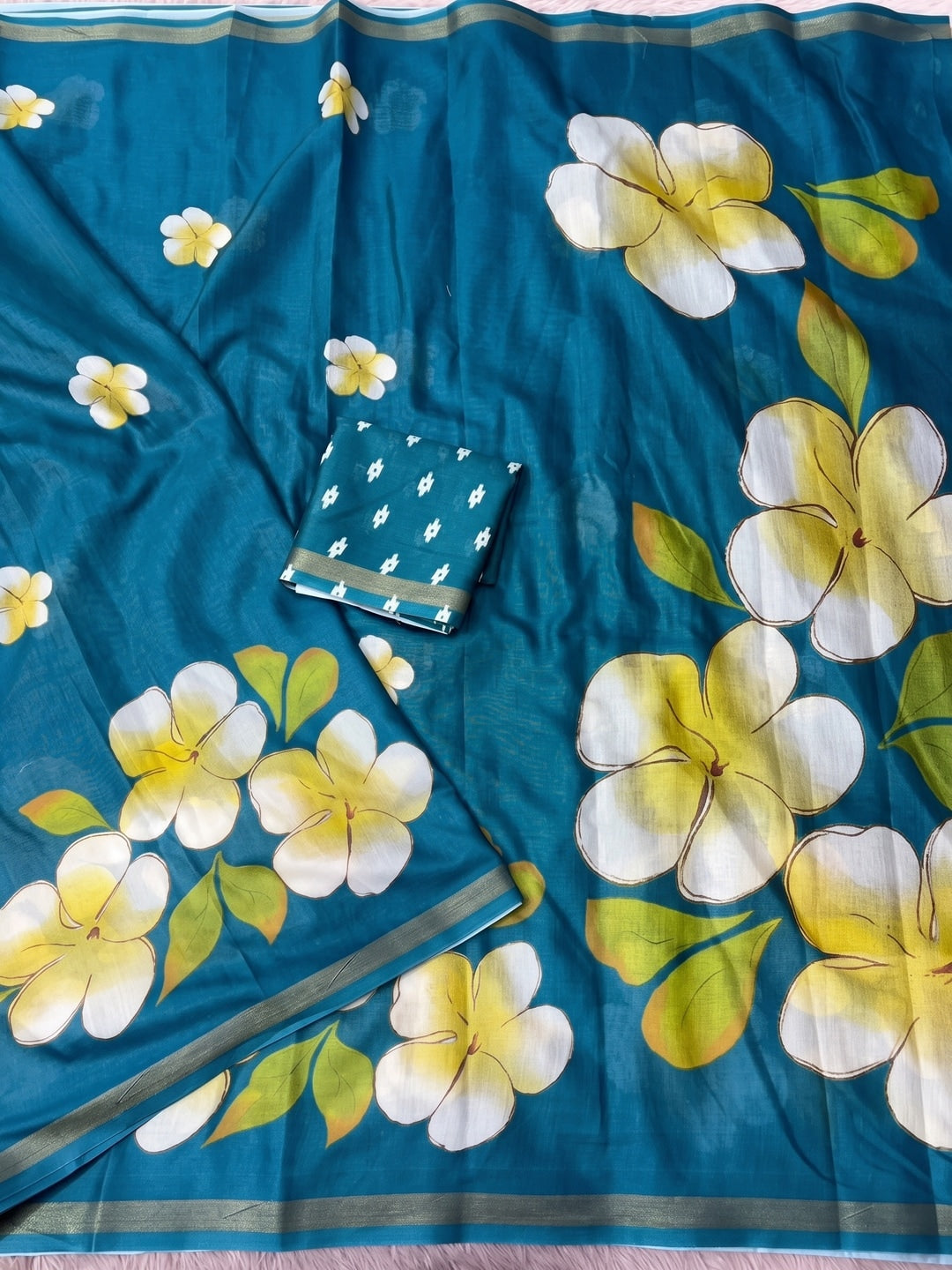 Rama Blue Floral Printed Mul Cotton Saree with Printed Blouse - Image 4