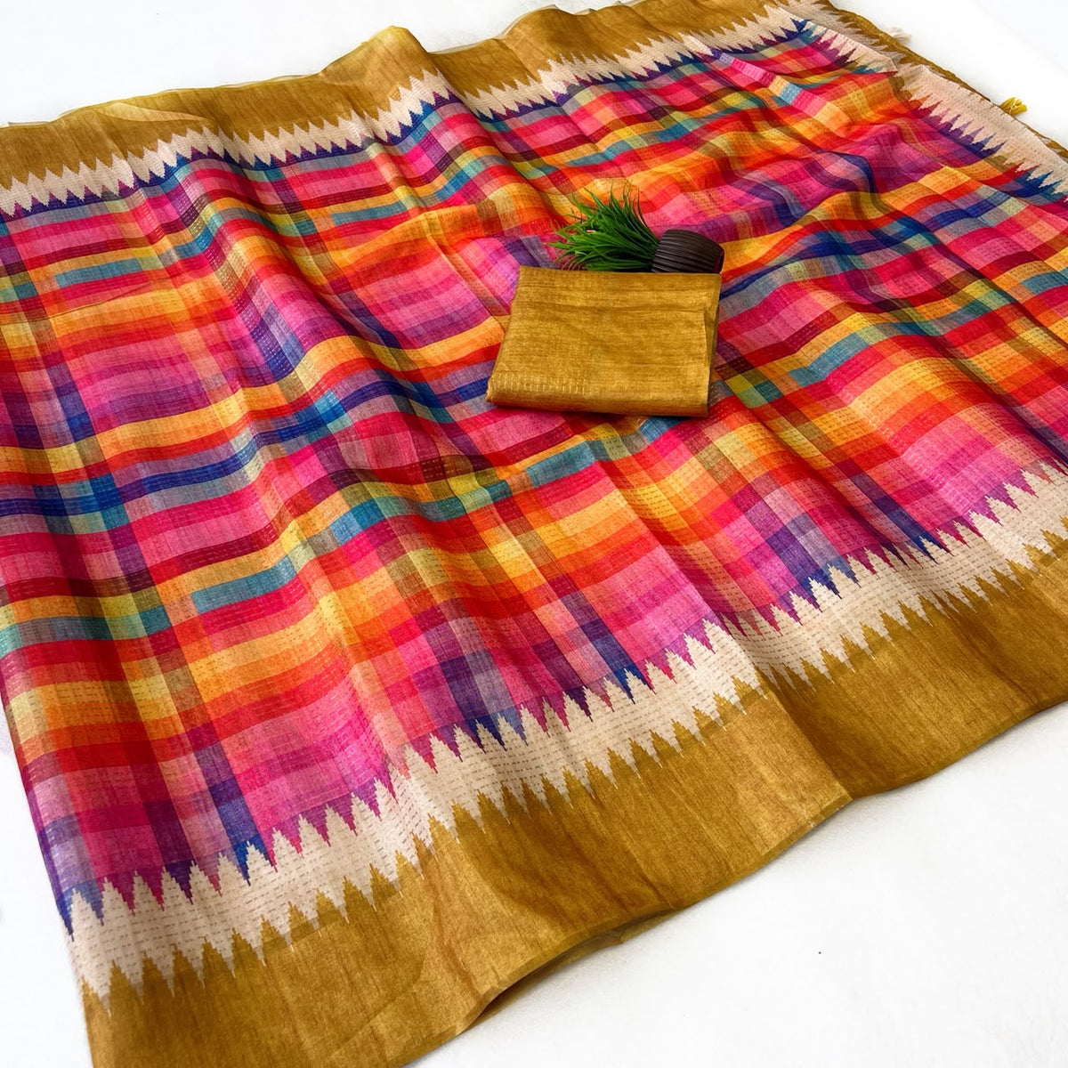 Peachmode Mustard Checked Tussar Silk Saree - Image 3