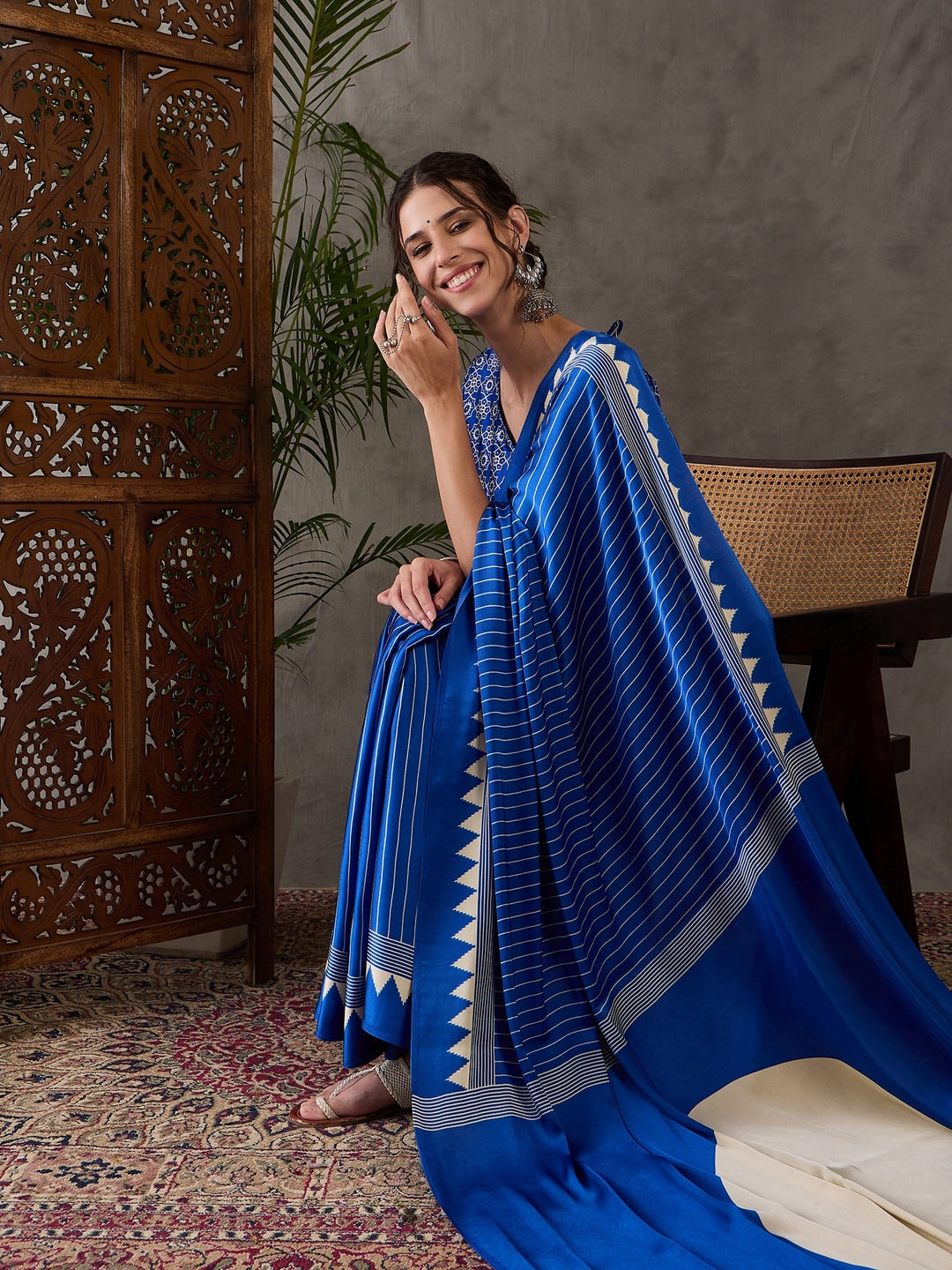 Peachmode Blue Striped Modal Art Silk Saree with Blouse - Image 4