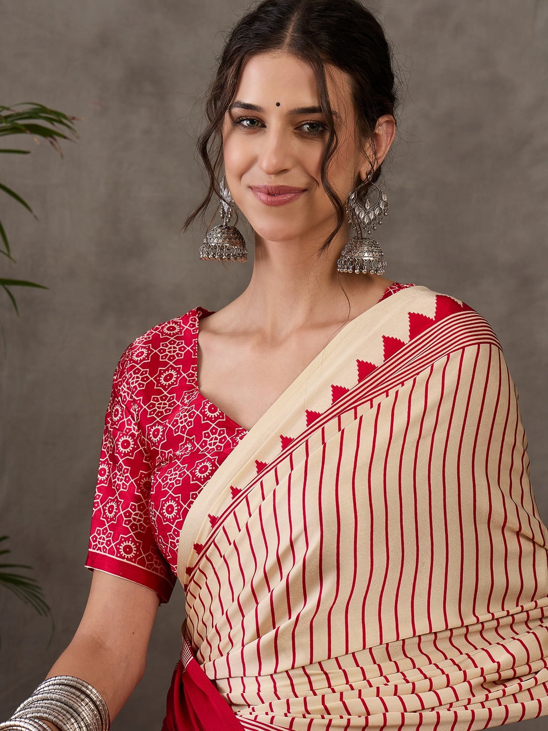 Peachmode Cream Striped Modal Art Silk Saree with Blouse - Image 5
