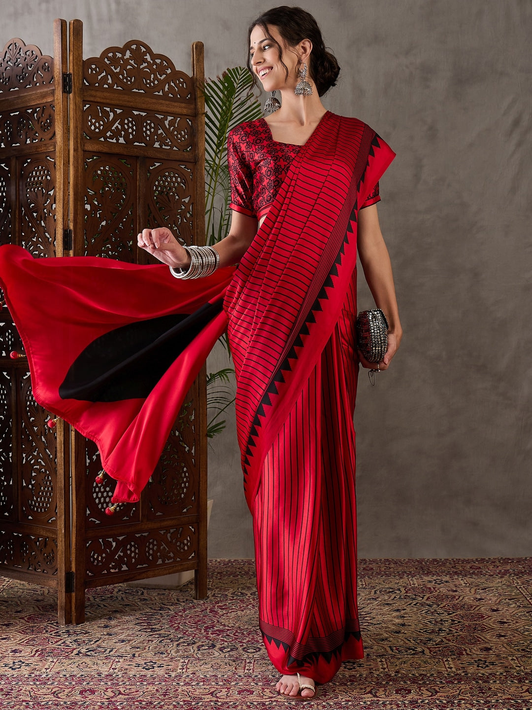 Peachmode Red Striped Modal Art Silk Saree with Blouse - Image 3