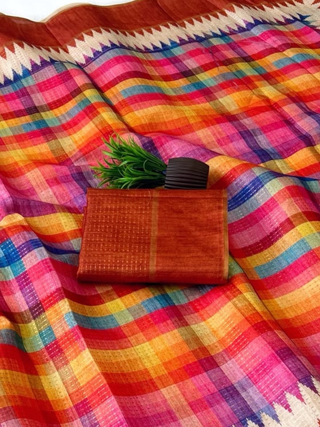 Peachmode Rust Checked Tussar Silk Saree - Image 6