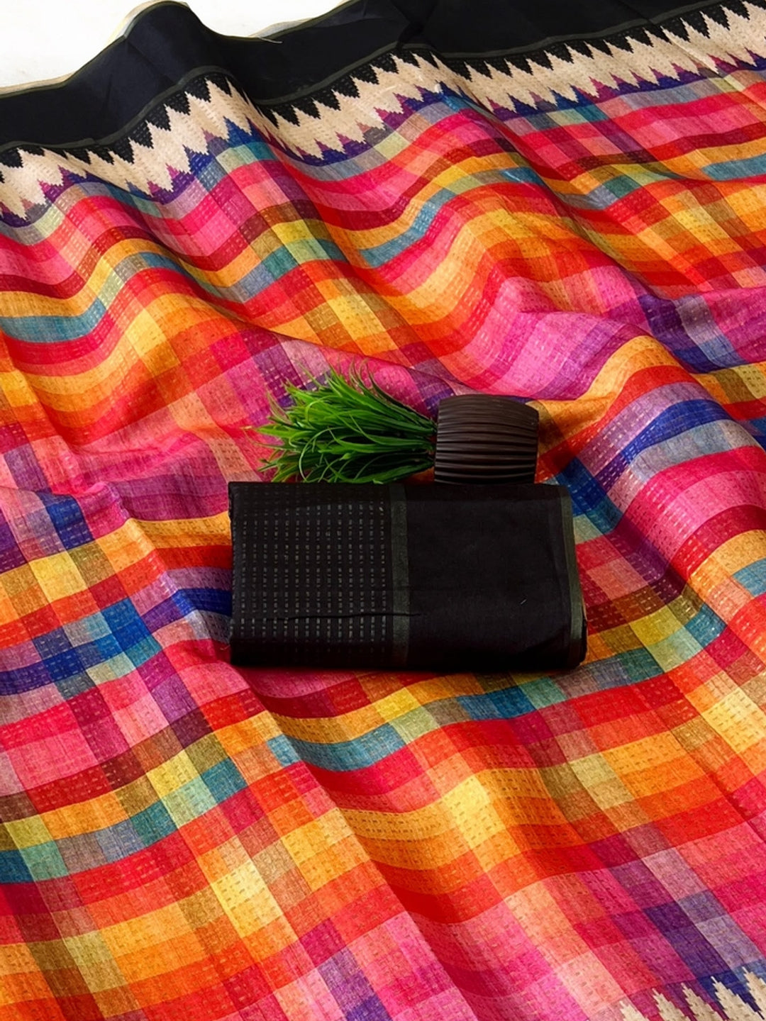 Peachmode Black Checked Tussar Silk Saree - Image 6