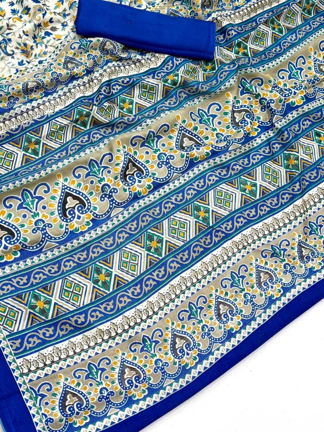 Peachmode Cream Blue Art Silk Printed Saree - Image 5