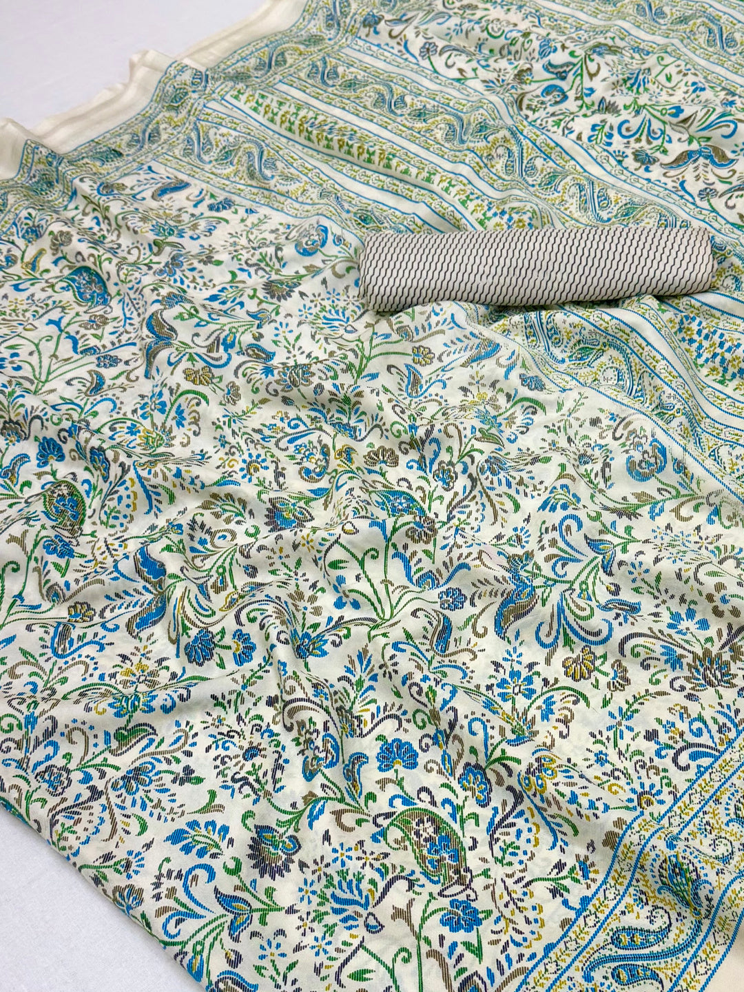 Peachmode Cream Blue Green Art Silk Printed Saree - Image 3