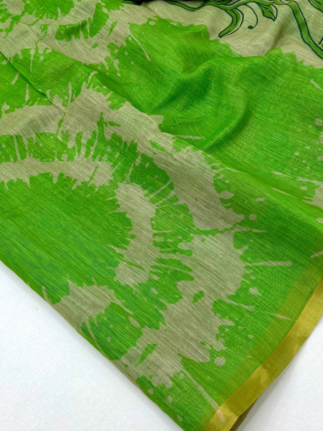 Peachmode Green Linen Tie-Dye Printed Saree - Image 5