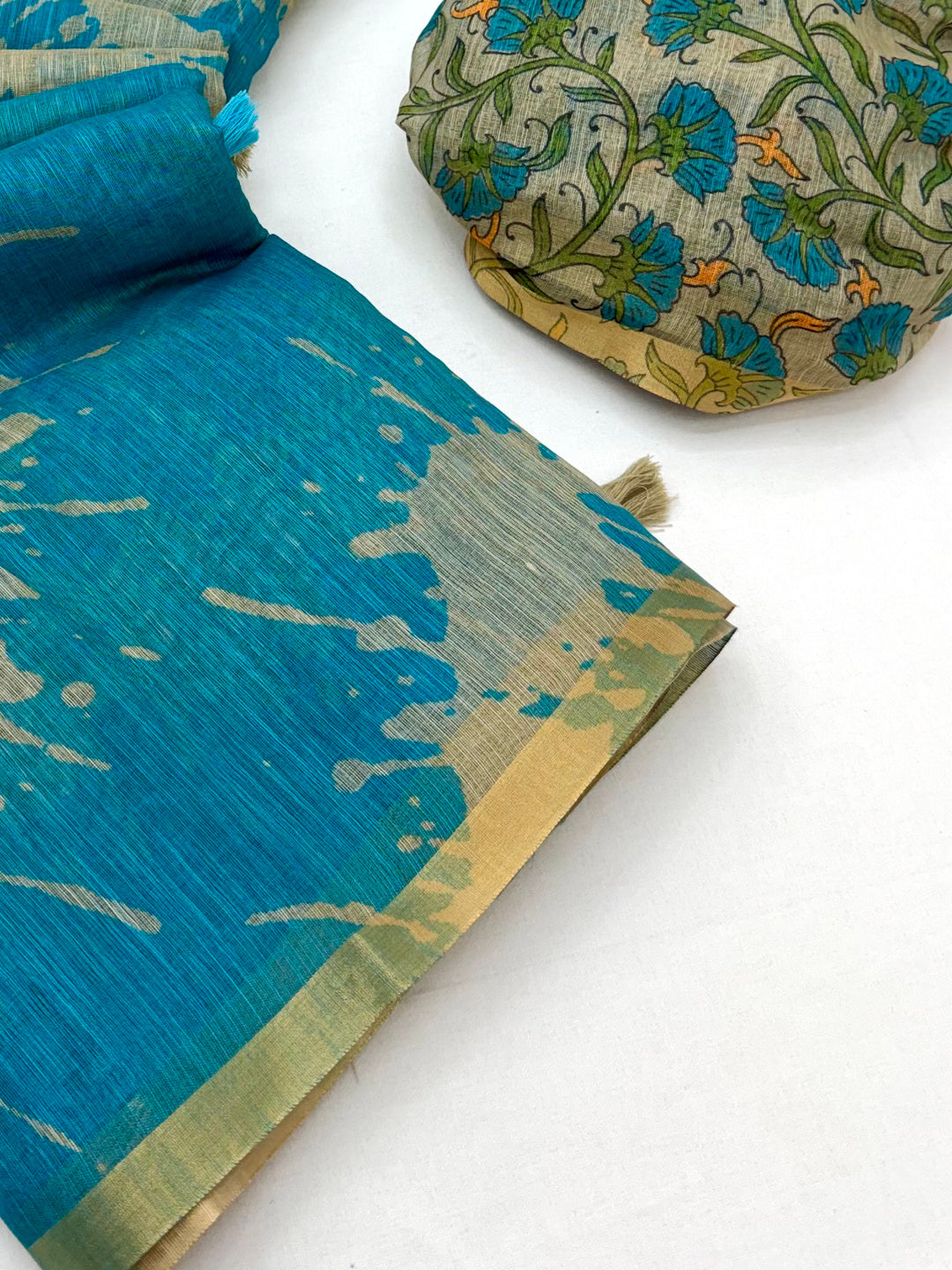 Peachmode Turquoise Linen Tie-Dye Printed Saree - Image 4