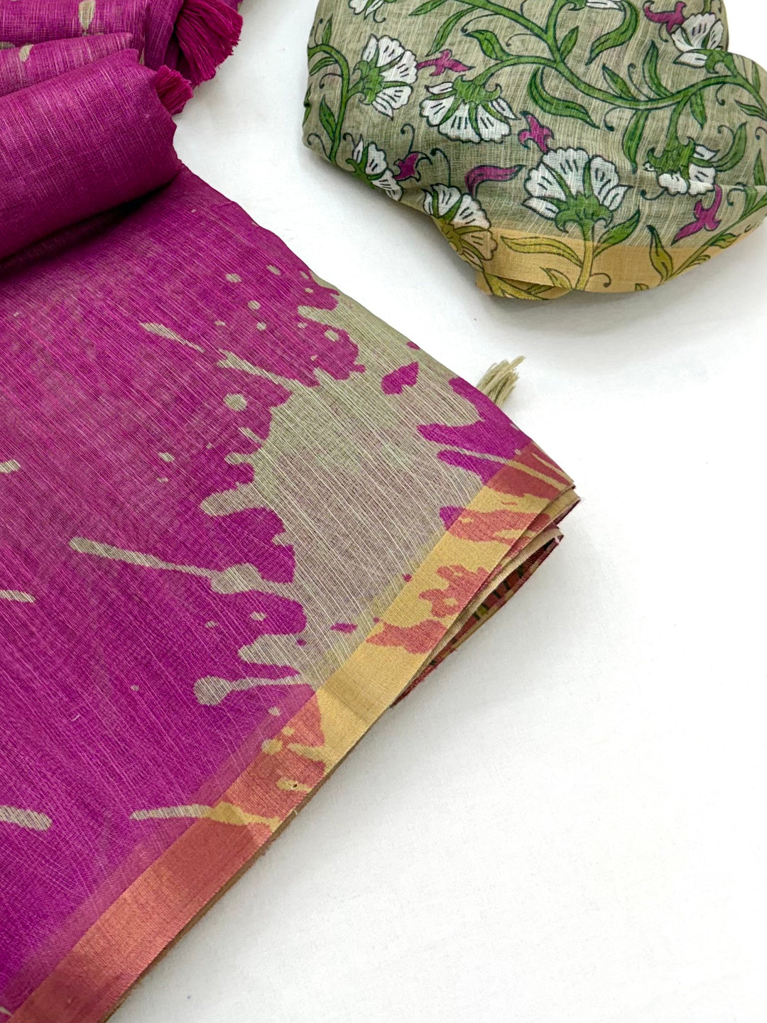Peachmode Magenta Linen Tie-Dye Printed Saree - Image 4