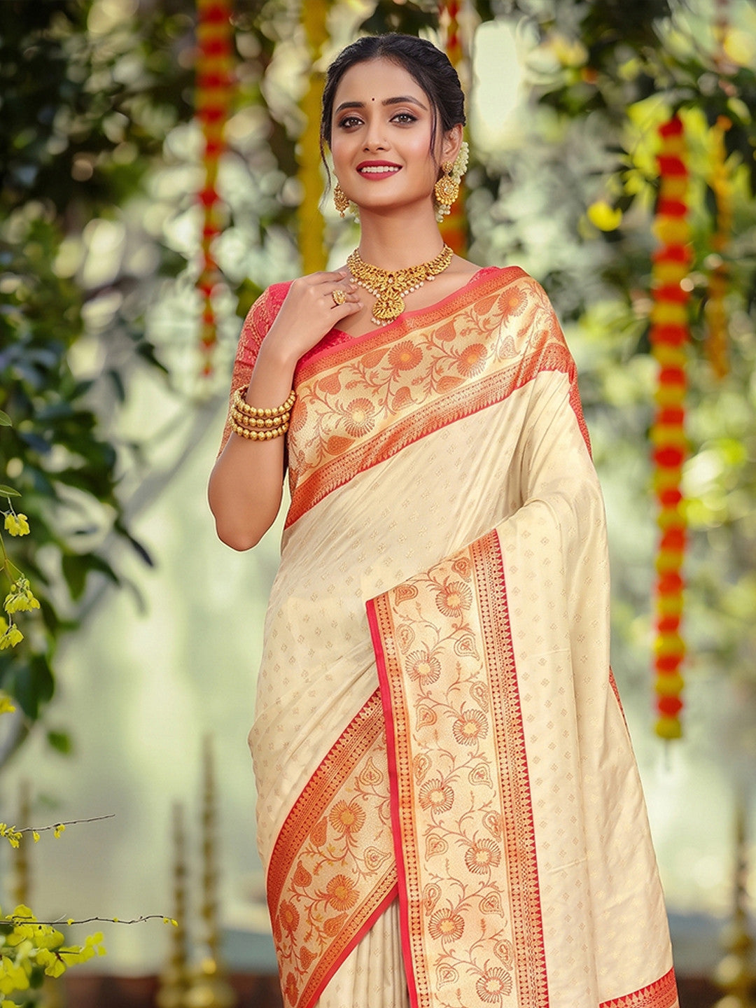 Peachmode Off White Silk Blend Woven Saree - Image 3